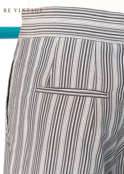 質感單品 - 淺灰色線條直筒褲（25.5"）9