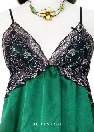 翡翠幻境黑蕾絲小背心3