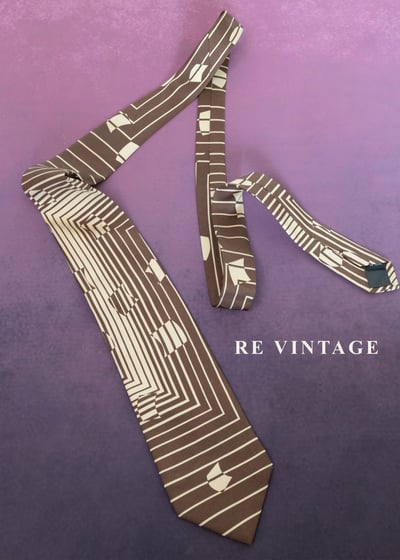 咖啡色的結構迷宮領帶5