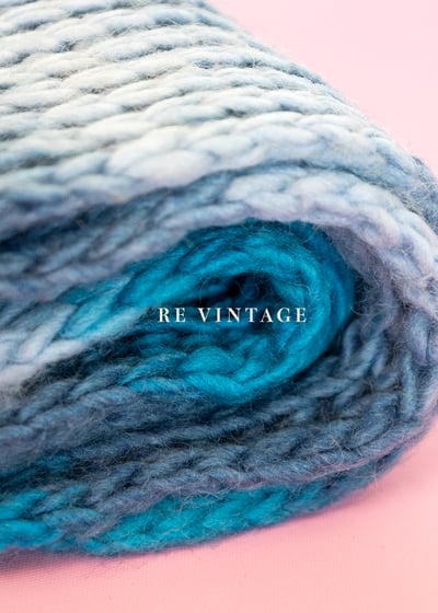 Blue Gradient 短版圍巾2