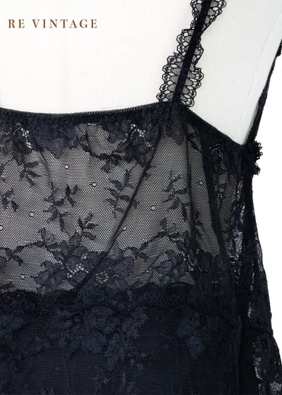 溫柔花朵蕾絲背心10