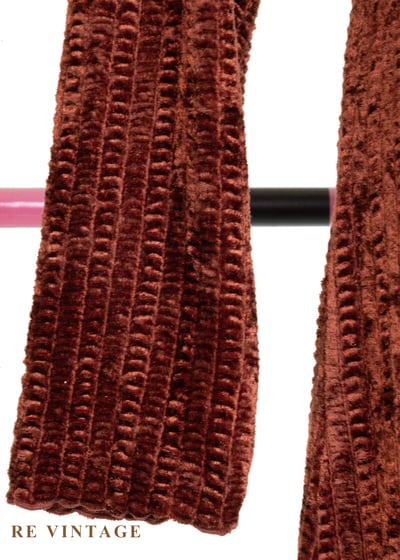 琥珀流光紋理絨布長洋裝6