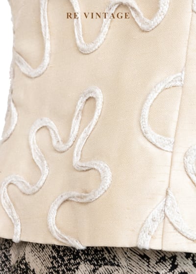 氣質單品 - 米色立體流動的詩上衣7