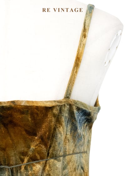 溫暖迷幻金黃綠絨布細肩帶洋裝14