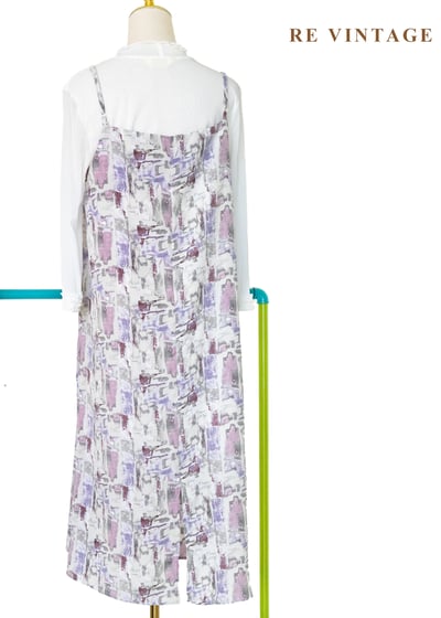 蒙馬特的街頭畫板細肩帶長洋裝10