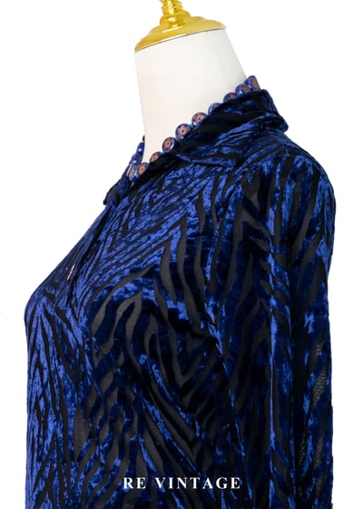 午夜藍燒絨斑馬紋上衣9