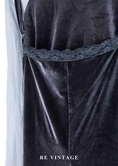 夜色灰光疊影絨布長洋裝11