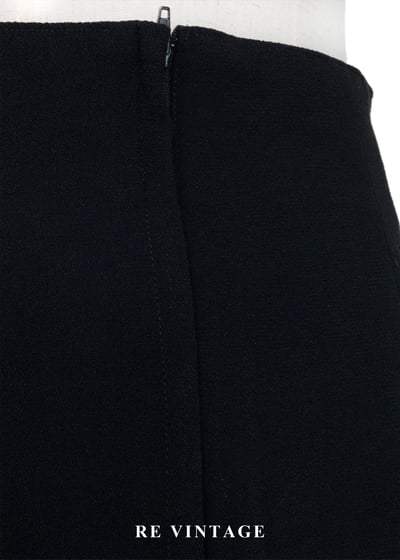 質感單品 - 高冷俐落的高腰金釦黑長裙（28"）12