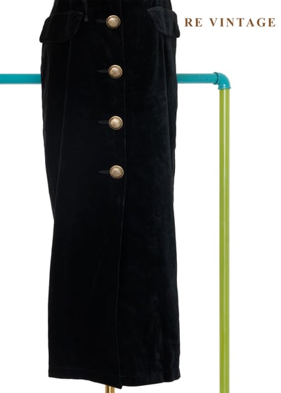 質感單品 - 優雅感金釦黑絨洋裝4