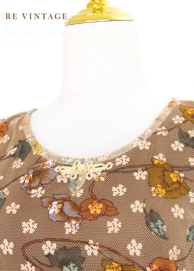 杏仁米色小花網紗洋裝6