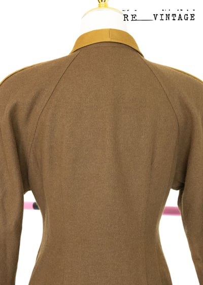 雙排扣黃綠色合身帥氣洋裝11