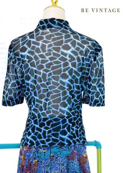 視覺靈魂長頸鹿紋透膚上衣12