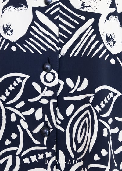 Dark Navy 米黃花花長袖襯衫9