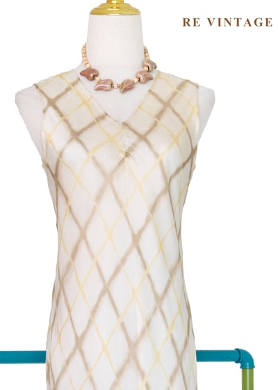 奶油雲階菱格紋氣質洋裝3