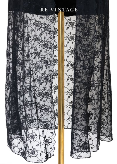 Black Flowers 神秘黑蕾絲長版背心5