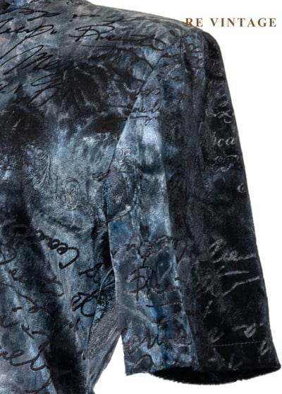 冷光藍灰調舊信紙絨布上衣5