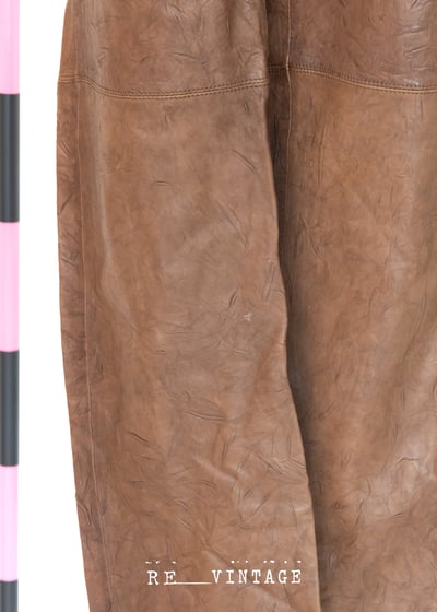 摩卡棕復古金屬飾品直筒皮褲5