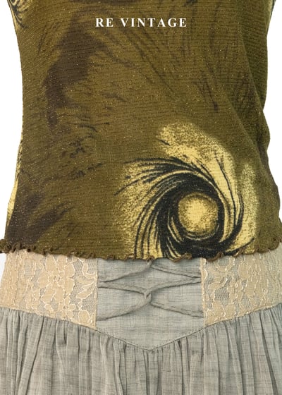 綠金色漩渦繞頸上衣4