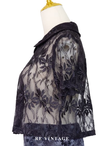 花紋蔓延蕾絲短版單釦上衣7