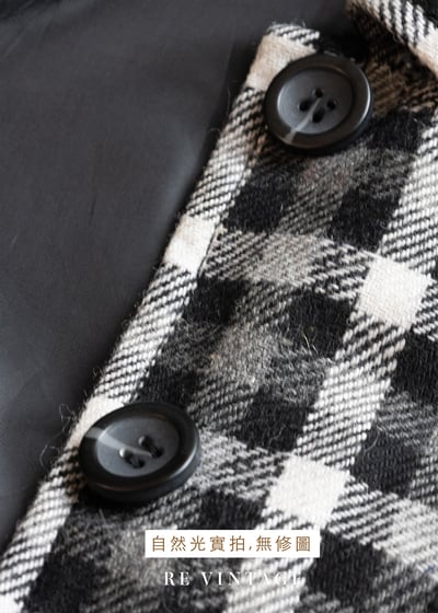 散發可愛氣質的黑灰色格紋毛料西裝外套12