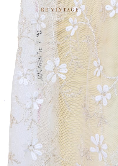 法式金光花語刺繡透膚洋裝6