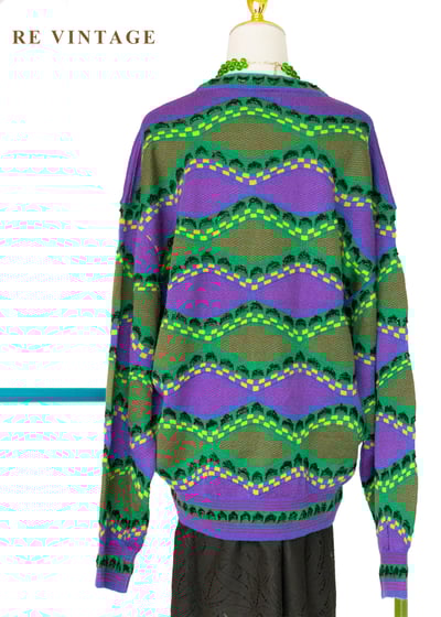 霓虹雜訊裡的幾何波浪針織毛衣11