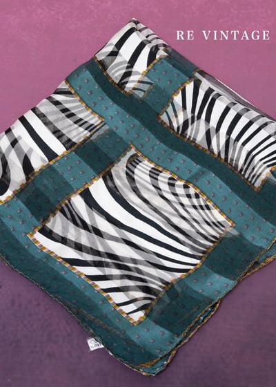 墨綠色の搖混視覺黑白斑馬紋絲巾3