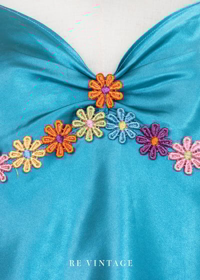 絲滑湖面彩花小背心6