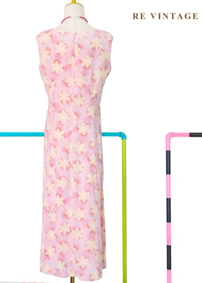 粉紅花瓣柔光擁抱長洋裝11