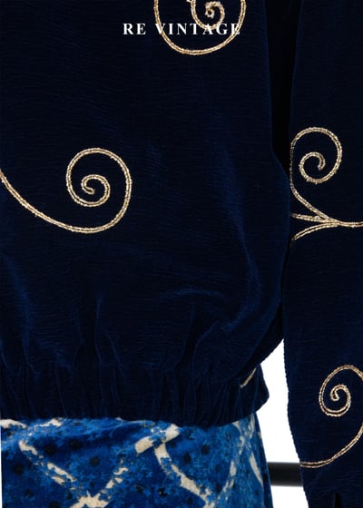 金線旋舞短版絨布外套17