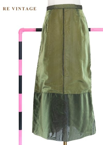 雙綠色怪美女少長裙（28"）1