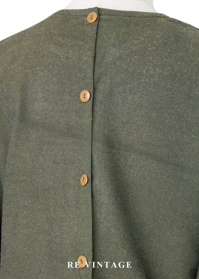 森林中的密談 - 藝術拼接衫落肩上衣20