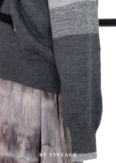 俏皮卡通人物灰系針織毛衣11