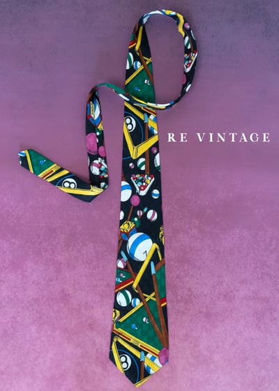 場紳士俱樂部深夜的撞球領帶2