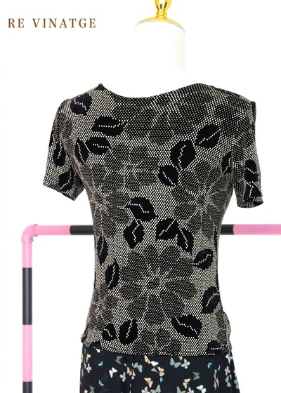 超清涼隱形花朵彈性短袖上衣7