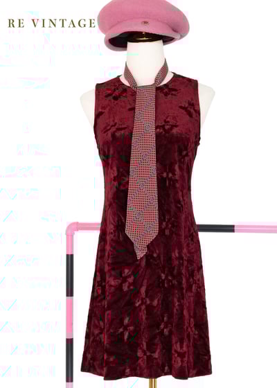 Red Wine 壓印絨布小花迷你洋裝1