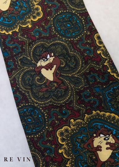 Looney Tunes 藏在森林裡的淘氣鬼領帶5