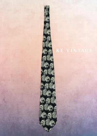 宇宙陰晴圓缺領帶6