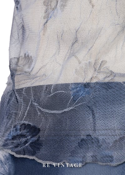 煙藍色浮花透膚網紗上衣10