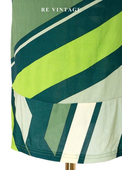 摩登綠層層疊疊幾何線條洋裝14