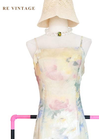 晨曦油畫 - 渲染碎花細肩帶洋裝3