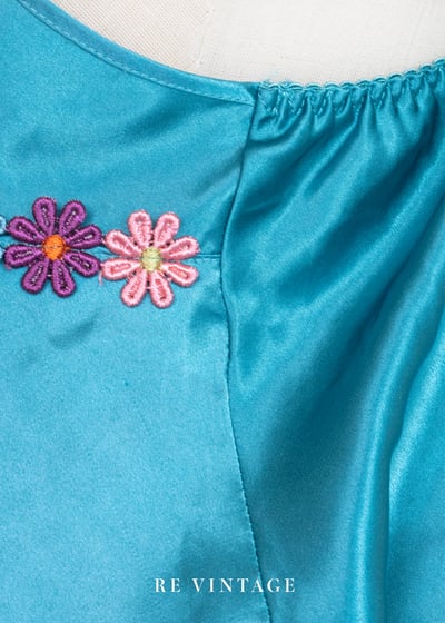 絲滑湖面彩花小背心9