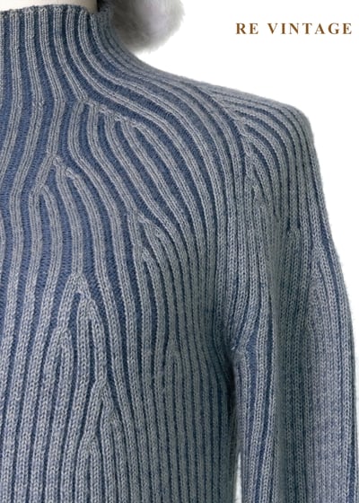 洗舊藍放射立體線條織紋套頭毛衣5