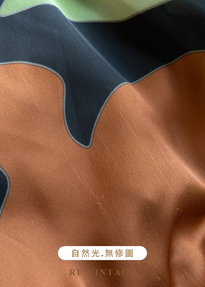 Shapes in Motion 色彩碰撞上衣18