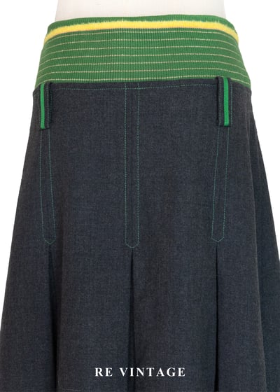 鮮綠撞色明線壓褶美裙（28"）10