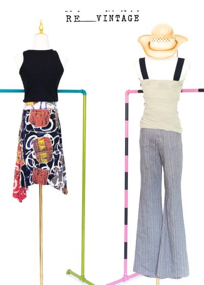 淺灰色直條紋喇叭褲3