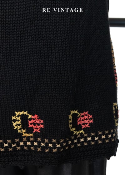 花朵十字繡圖騰針織背心11