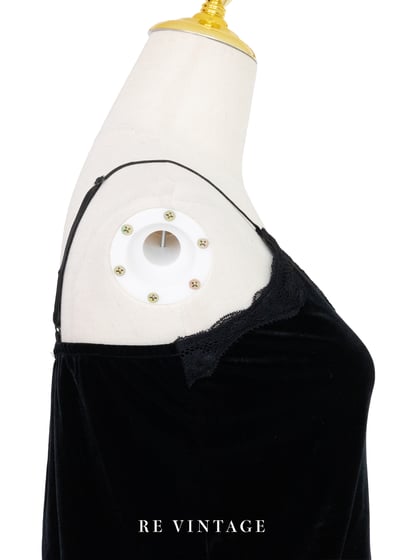 質感單品 - 黑絨蕾絲細肩帶背心5