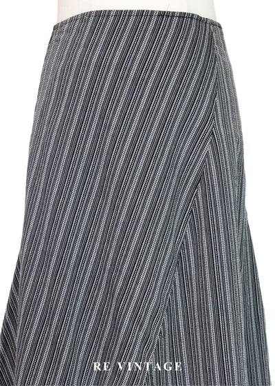 弦樂的平行時空 - 灰黑細縱紋斜裁拼接裙（25"）8