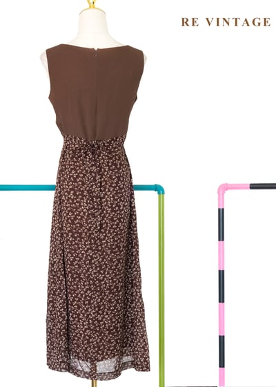 塞納河畔漫步 - 鏤空碎花長洋裝10